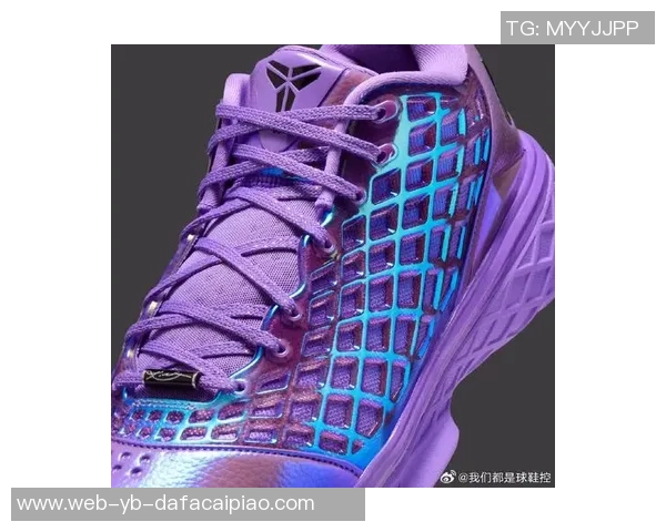 今年全明星盛典科比新鞋亮相Kobe3LowProtro首次发售引发热议